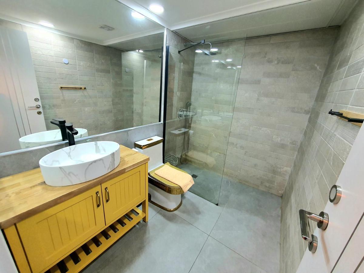 Barak Royal Suites Vip 134 - חמש דקות מהים ומהטיילת Eilat Buitenkant foto