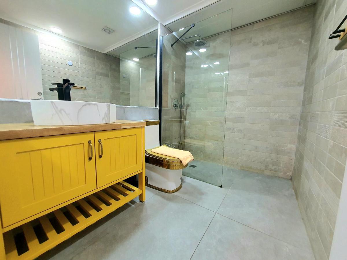 Barak Royal Suites Vip 134 - חמש דקות מהים ומהטיילת Eilat Buitenkant foto