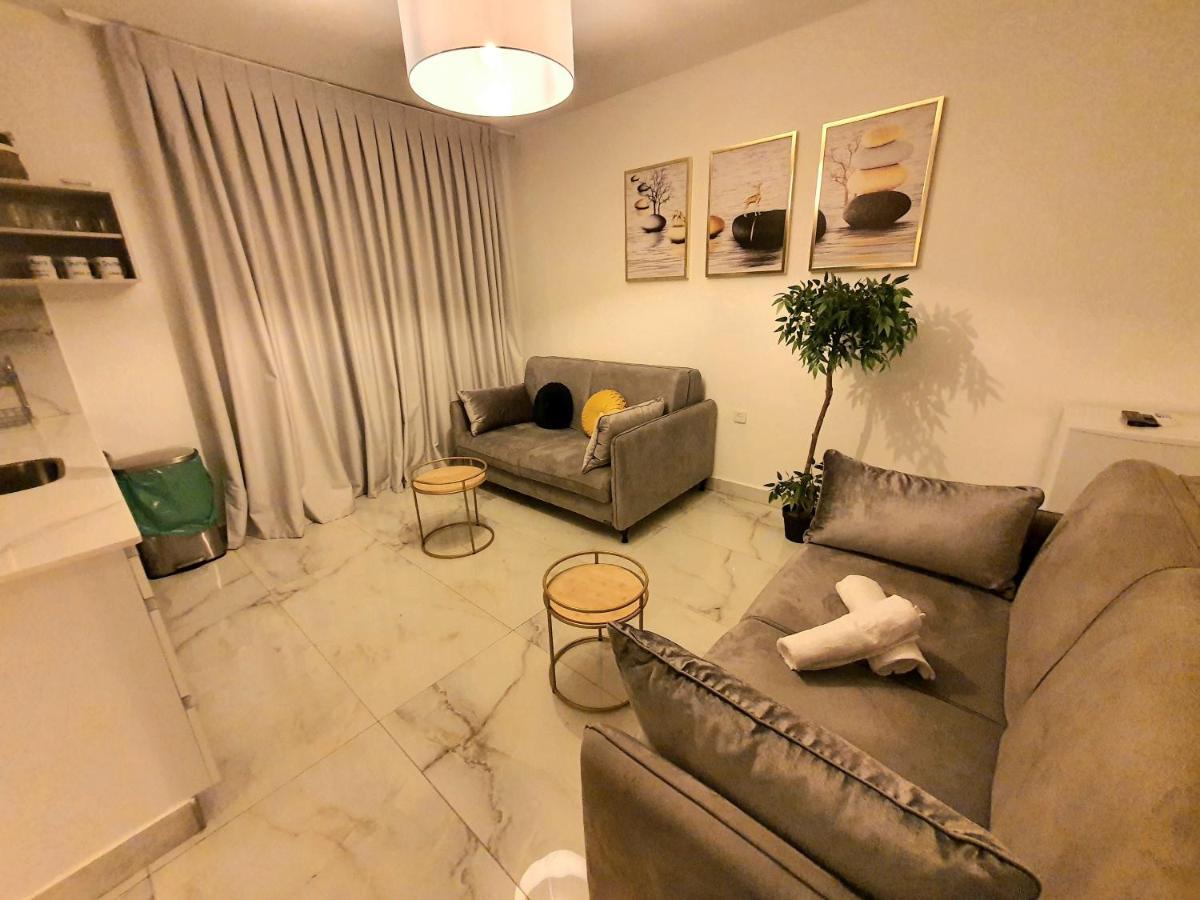 Barak Royal Suites Vip 134 - חמש דקות מהים ומהטיילת Eilat Buitenkant foto